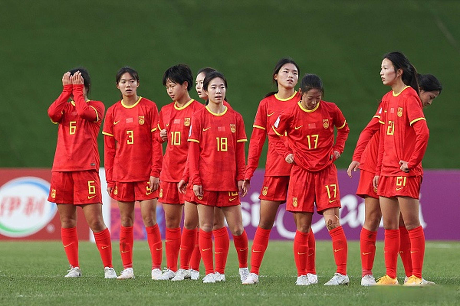 国家杯女足赛场：精彩对决即将开启